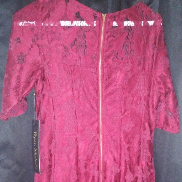 Dress - Picture 3 of 3